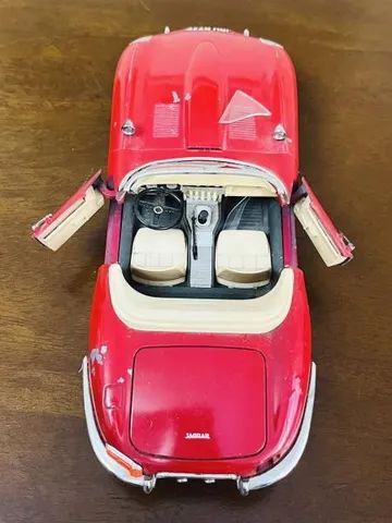 Miniatura Jaguar E-type 1961 Bburago 1/18 - Foto 5