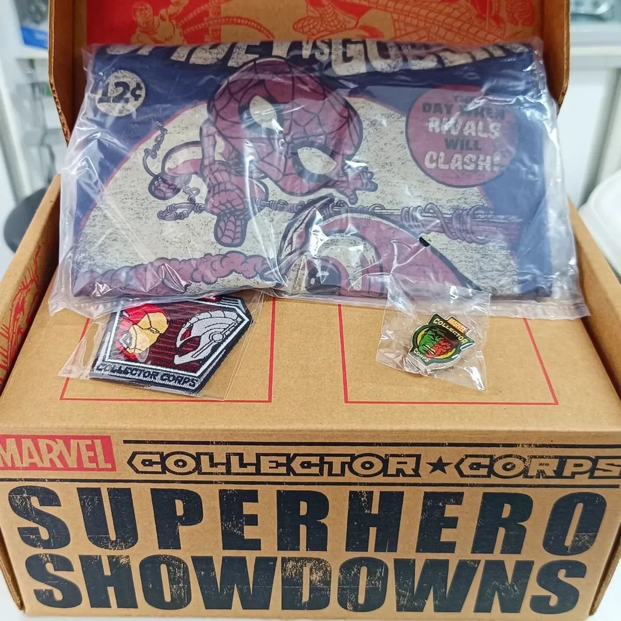 Funko Pop Marvel Collector Corps - Bullseye/Daredevil - Foto 2