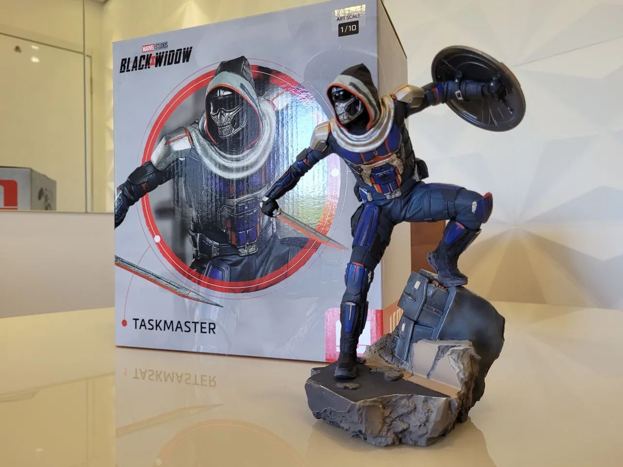 Estátua Taskmaster Black Widow - 1/10 Escala - Foto 4