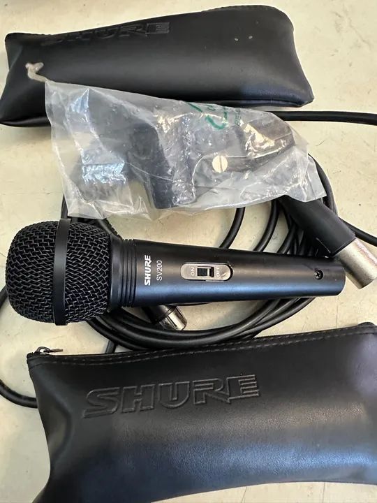 Microfone Para Vocal Shure Sv200 Cor Preto
