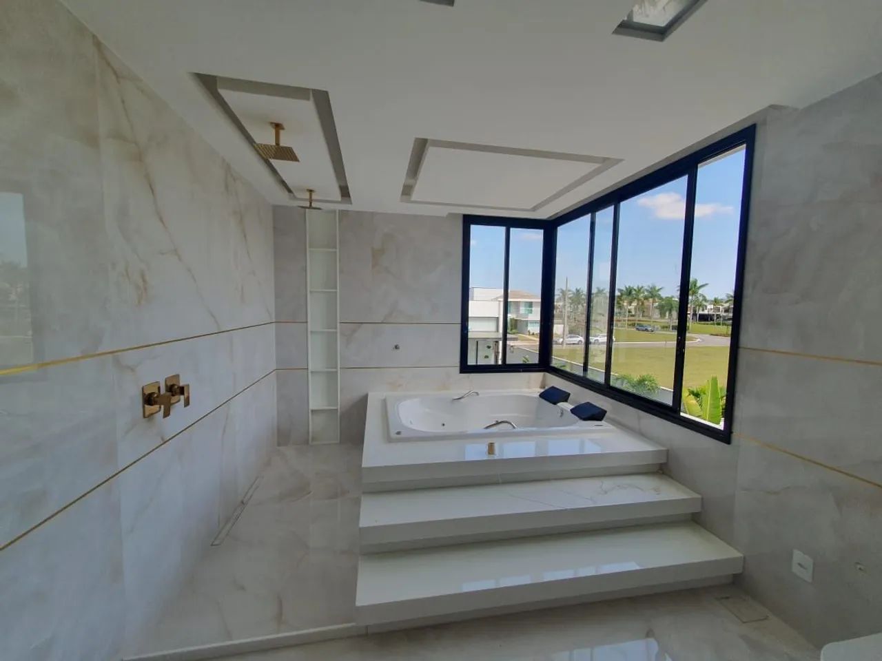 WR - Casa Alphaville 5 quartos com 4 suítes 3.600.000,00 - Foto 5