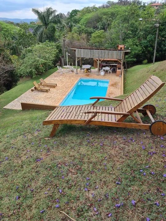 Chácara à venda em Valinhos, Chácaras Alpina, com 3 suítes, com 300 m²