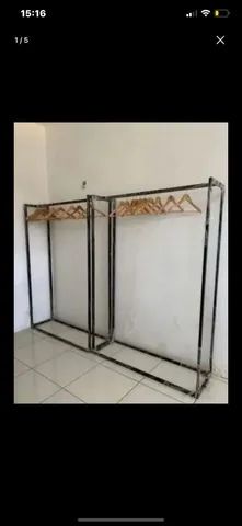 Arara em Metalon  - Foto 2