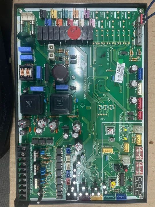 PLACA EBR745644 06 
