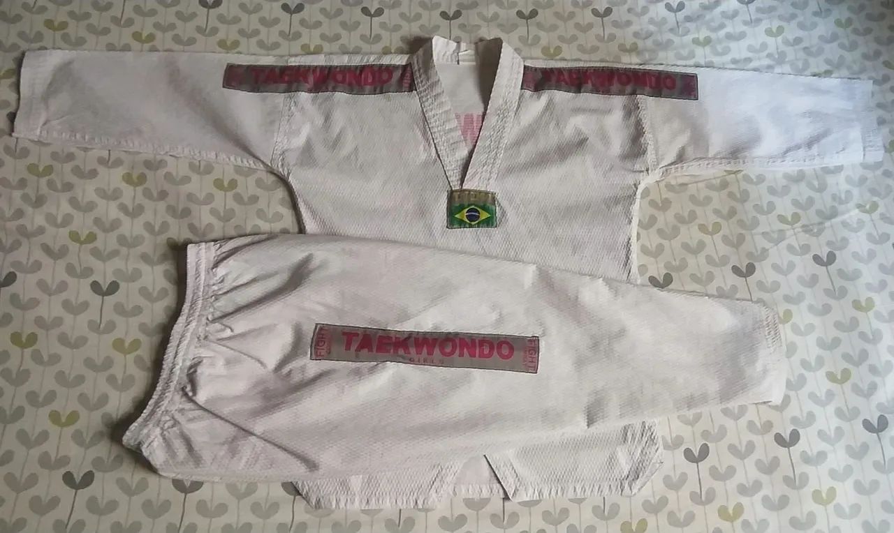 Lindo Dobok Taekwondo Infantil Tam. M2 SEMINOVO - Foto 3