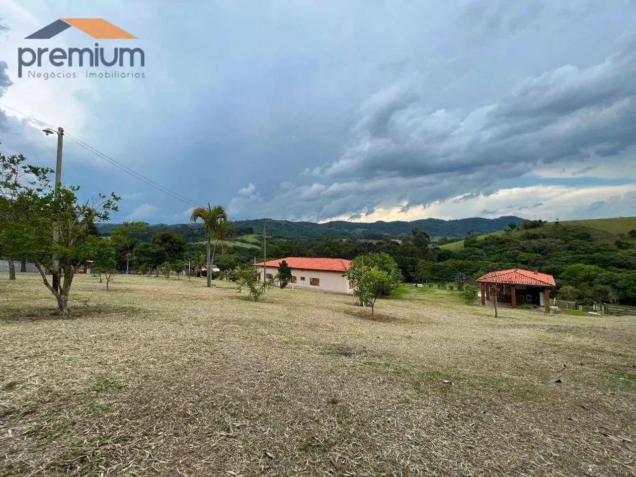 Chácara à venda, 22000 m² por R$ 2.000.000,00 - Guaraiuva - Vargem/SP