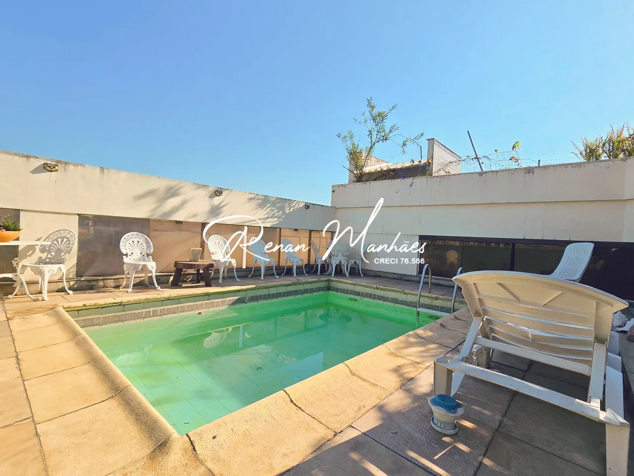 Cobertura Triplex com 406 metros quadrados com 6 quartos e piscina no Centro de Nova Iguaç
