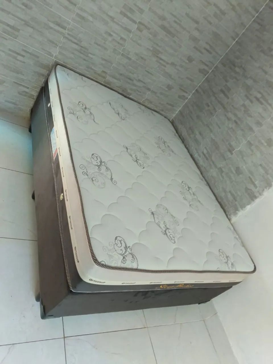 Cama casal com colchão confortável - Foto 2
