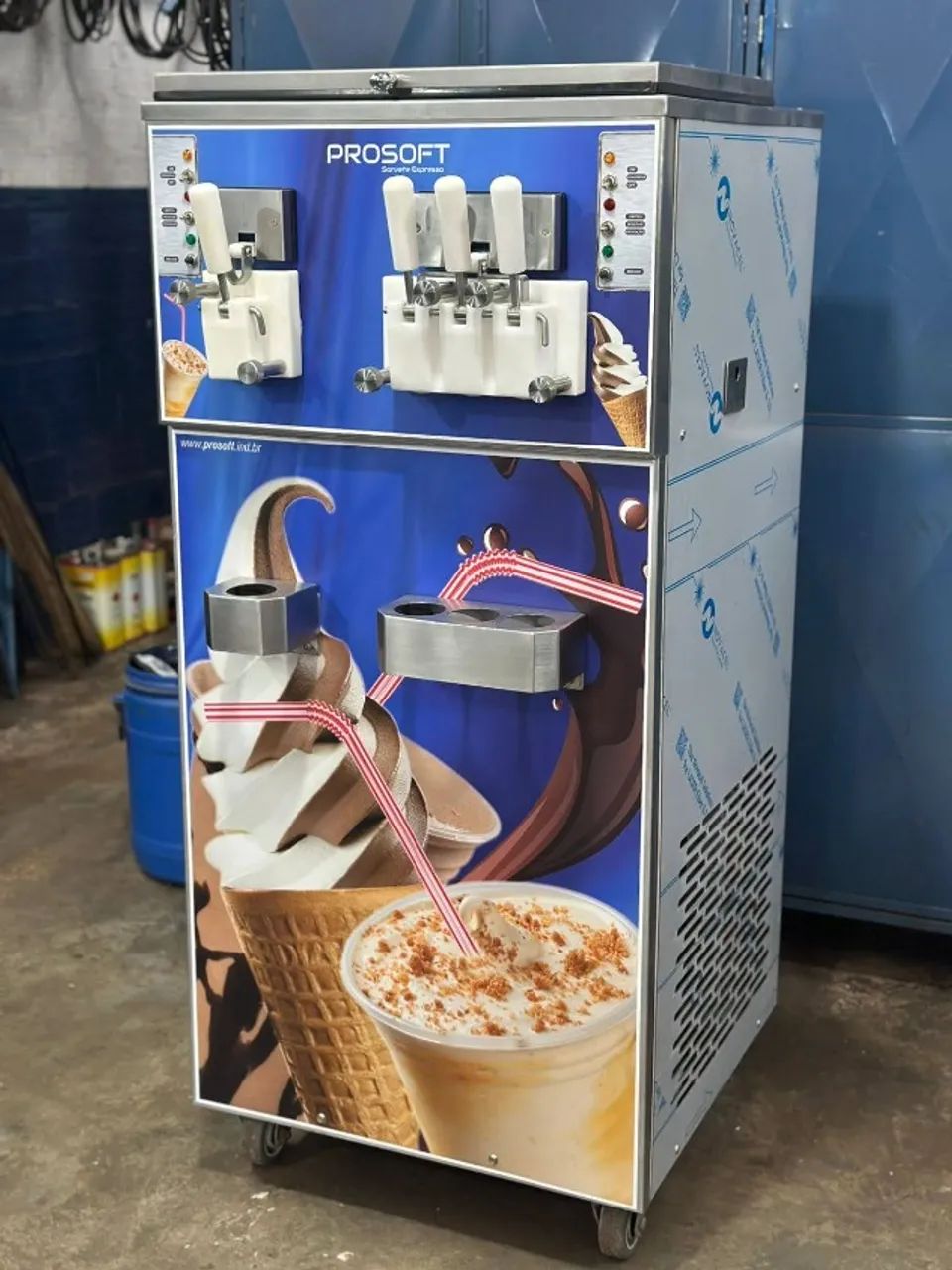 Máquina de Sorvete e Milkshake