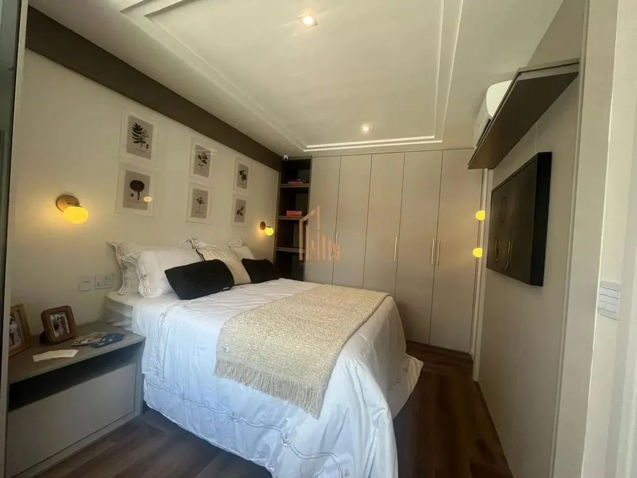 Apartamento para aluguel na Batista Campos com 3 quartos, 1 suíte e 2 vagas. - Foto 2