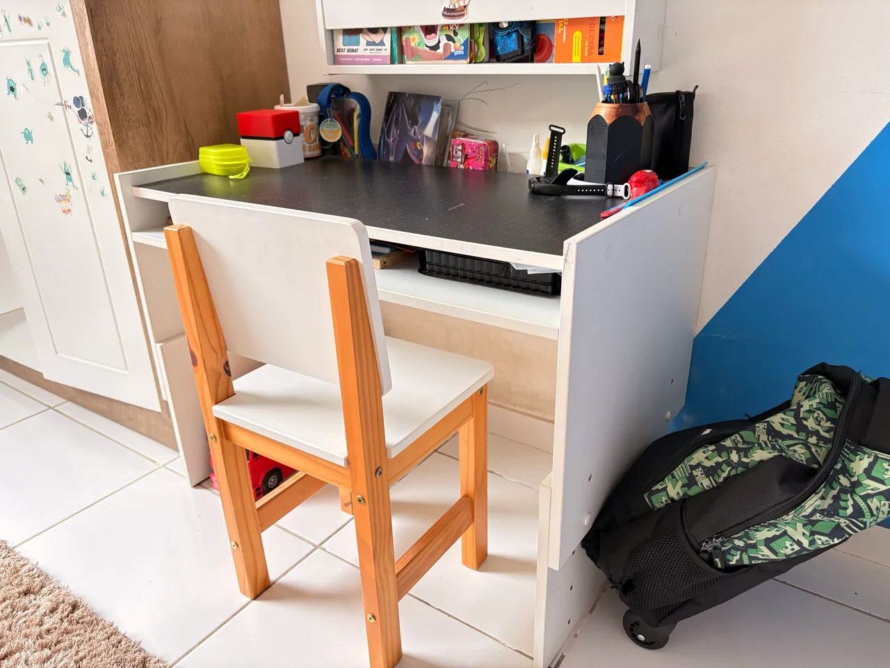 Mesa e cadeira infantil - produto de qualidade