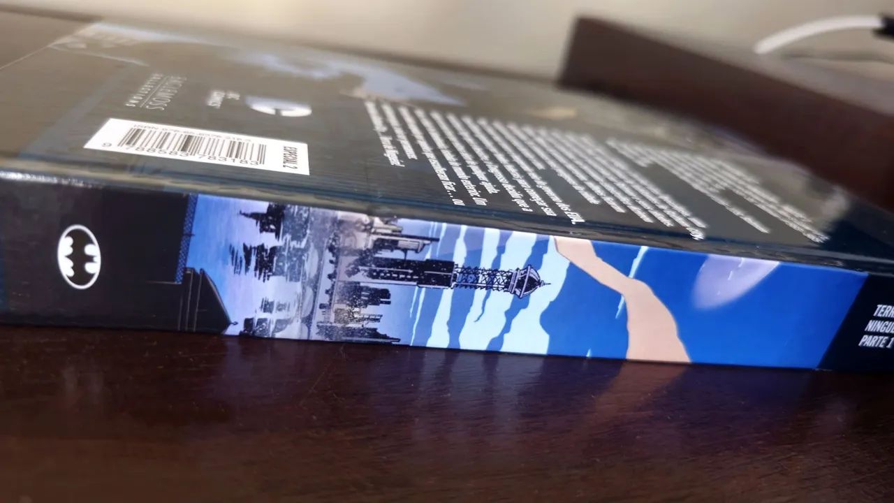Batman - Terra de Ninguém Vol. 1 - DC Comics - HQ Eaglemoss - Foto 3