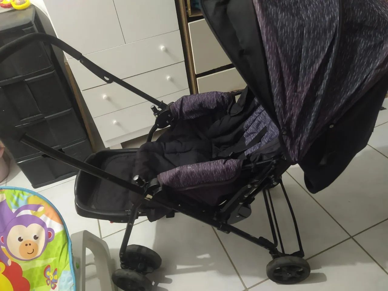 Carrinho de Bebê - Preto - Foto 2