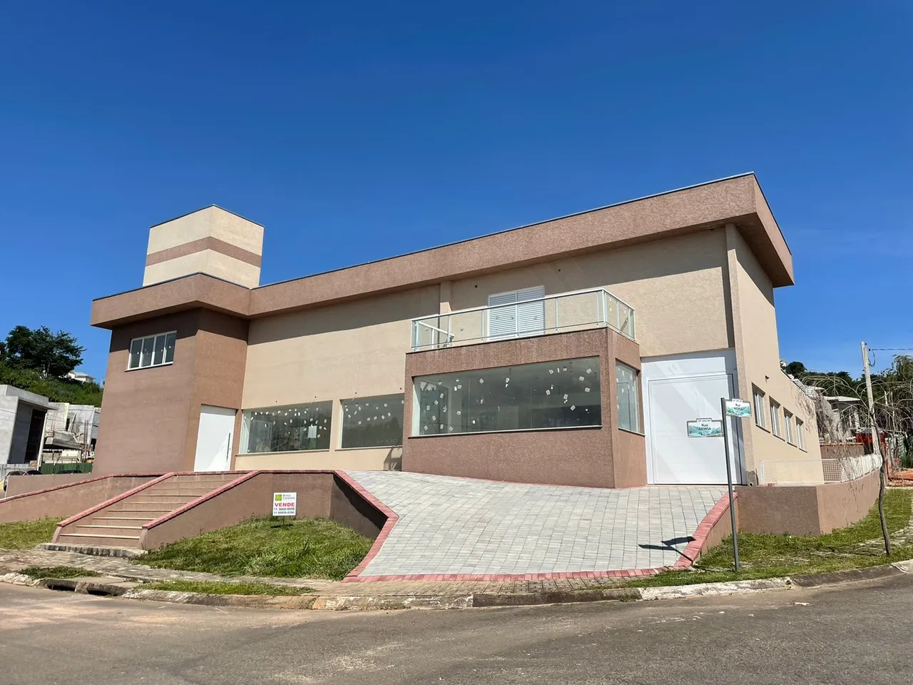 Casa a venda no Condomínio Shamballa em Atibaia, lazer e segurança 24 horas em Atibaia