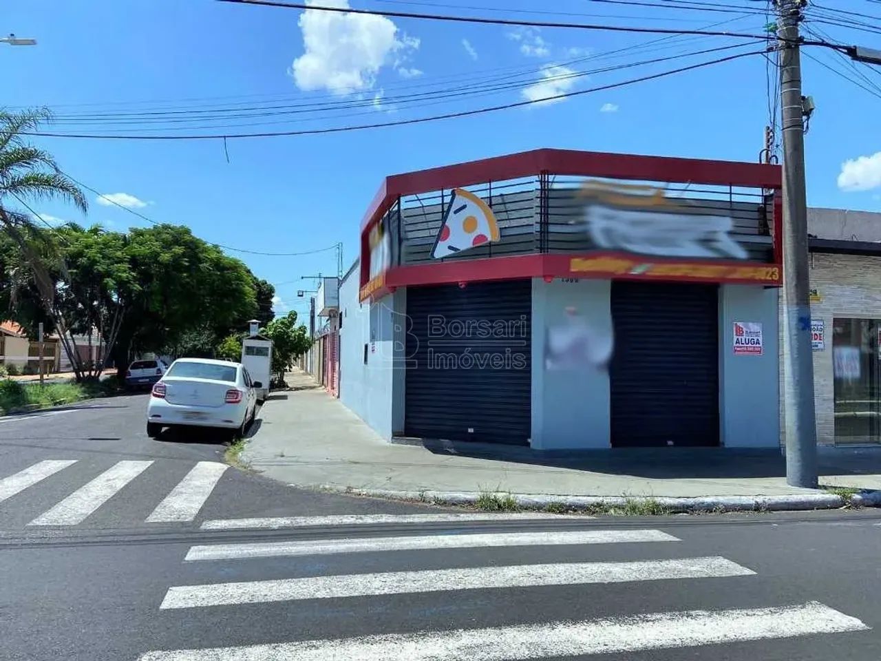 Locação de Comercial / Salão na cidade de Araraquara