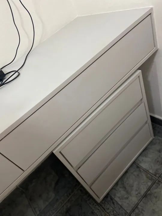 Mesa suspensa de MDF 2,20x0,50m - Foto 3