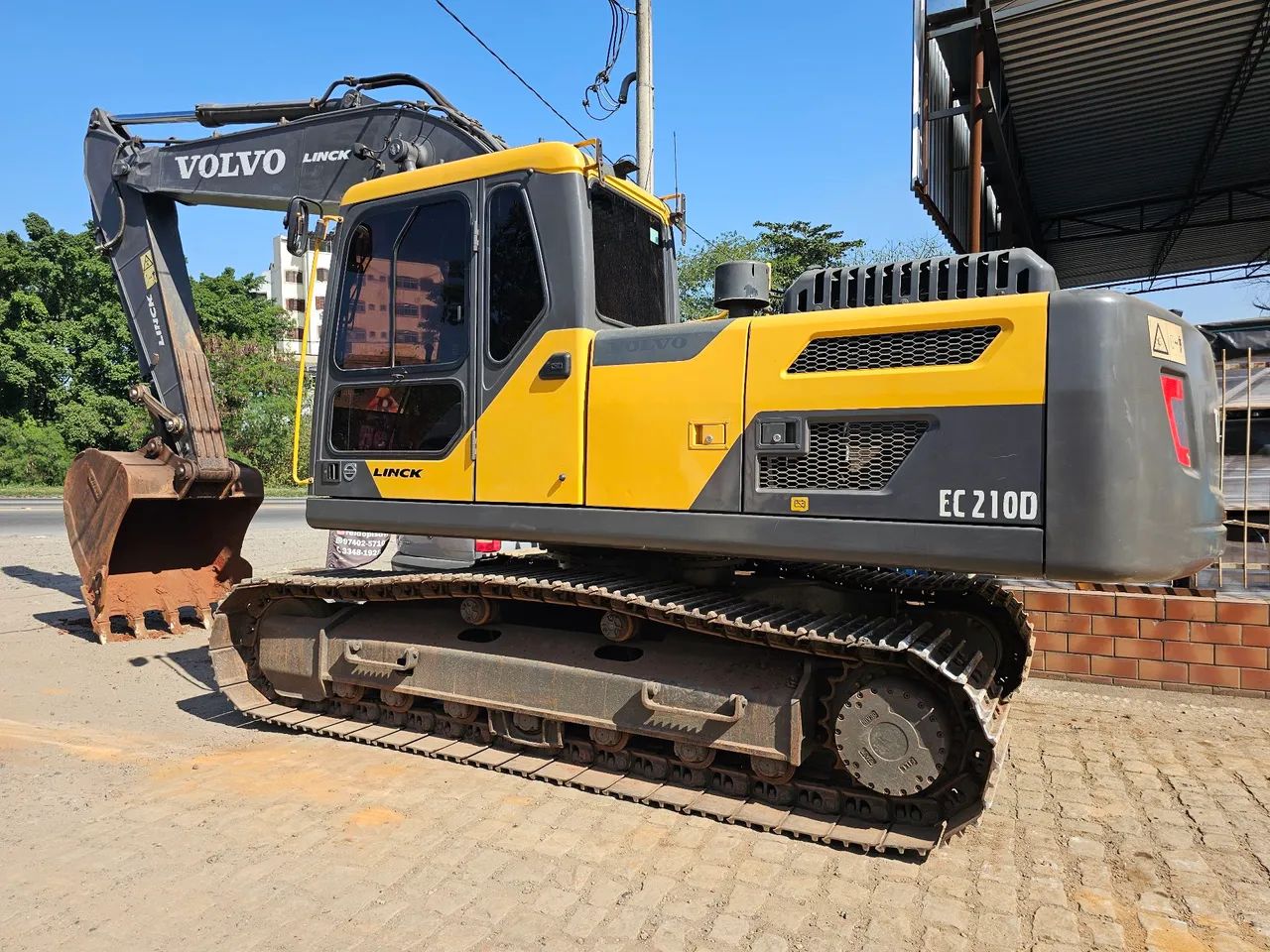 escavadeira volvo ec210d ec220 r220  ano 2020 