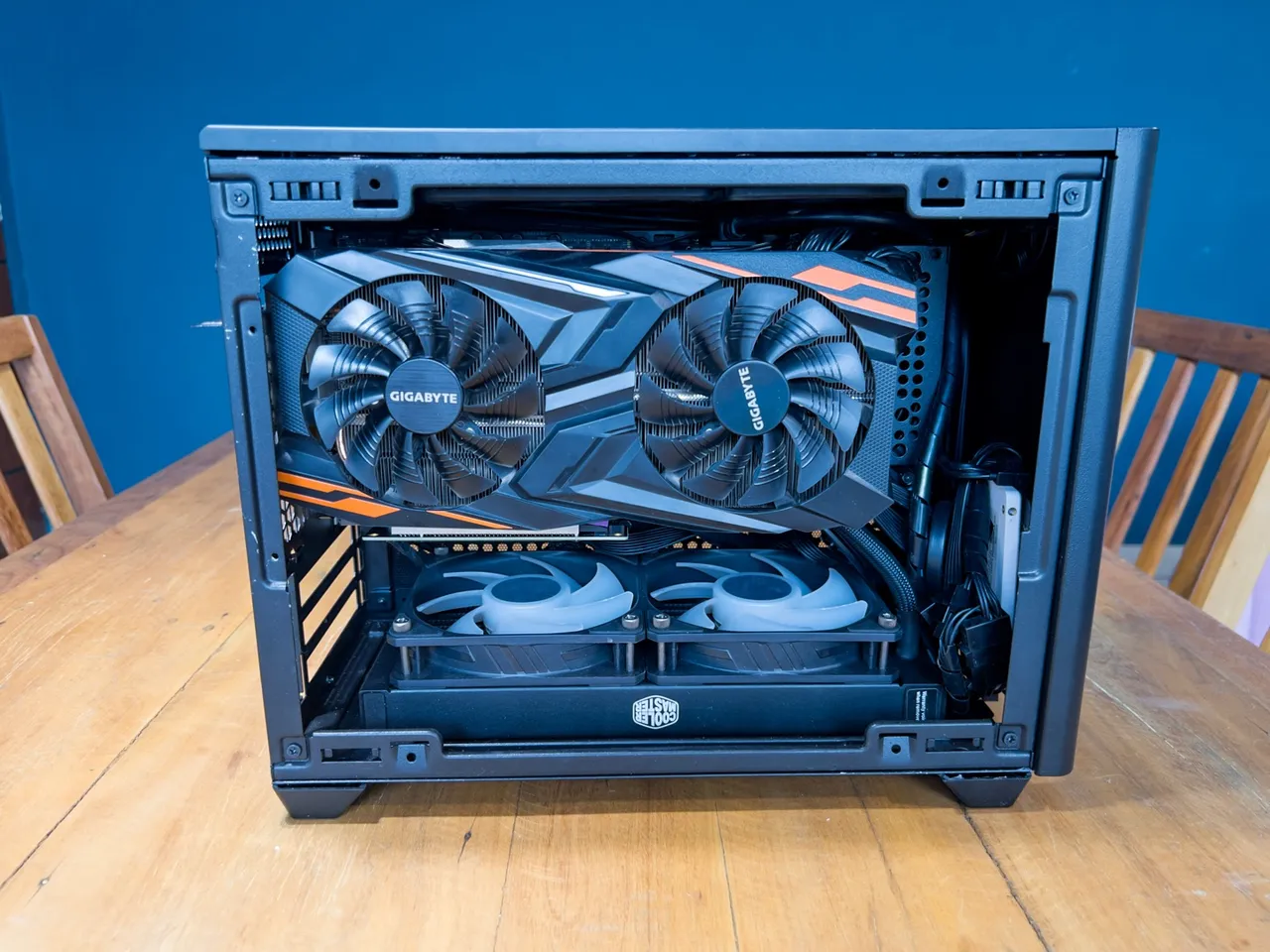 PC Gamer Mini ITX - i7 9700k