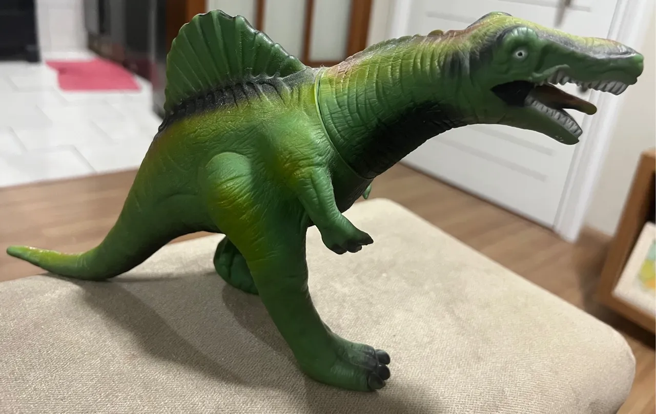 Boneco Dinossauro 25cm