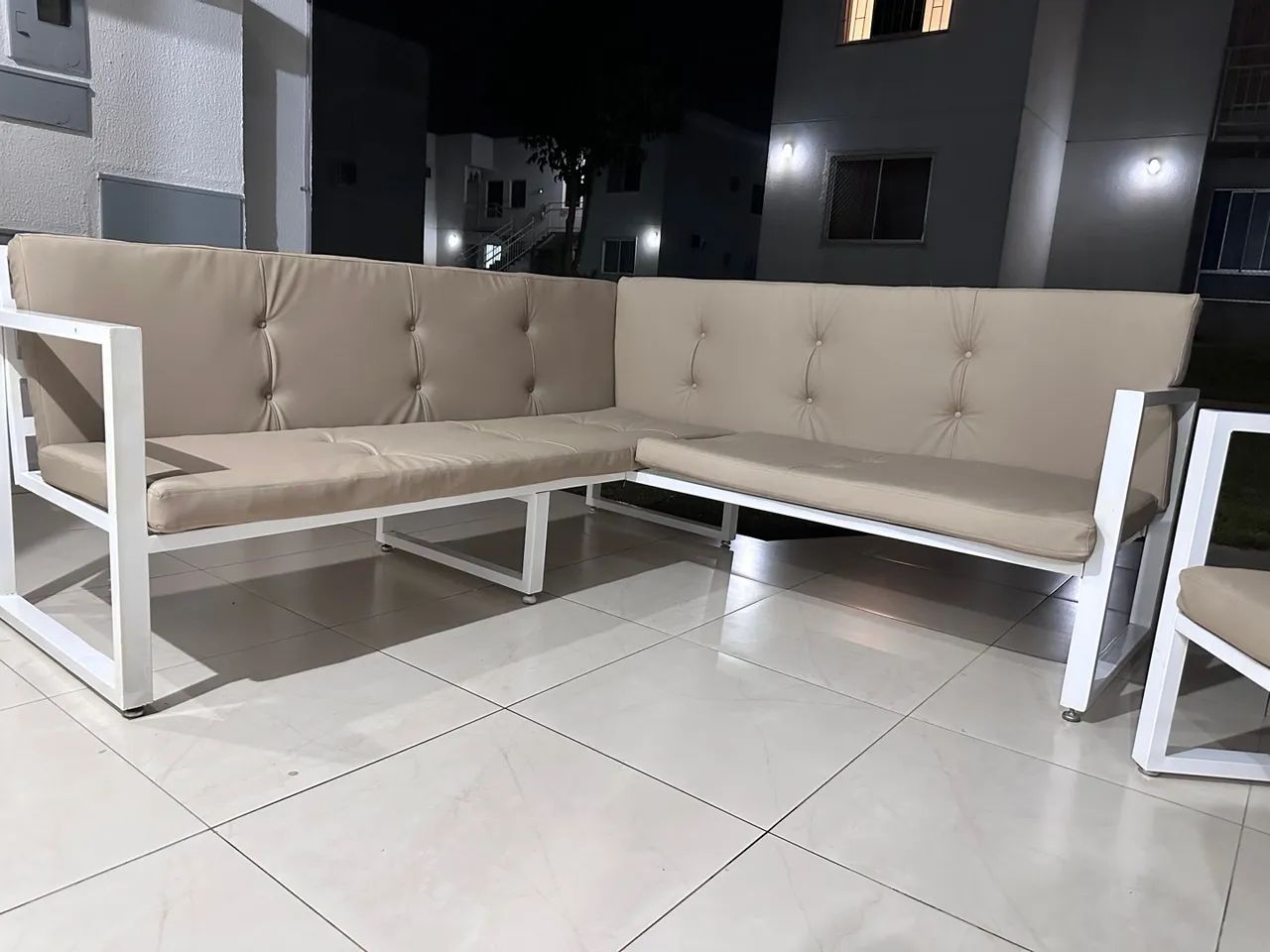 Conjunto de Sofá e Poltronas em Alumínio - Foto 3