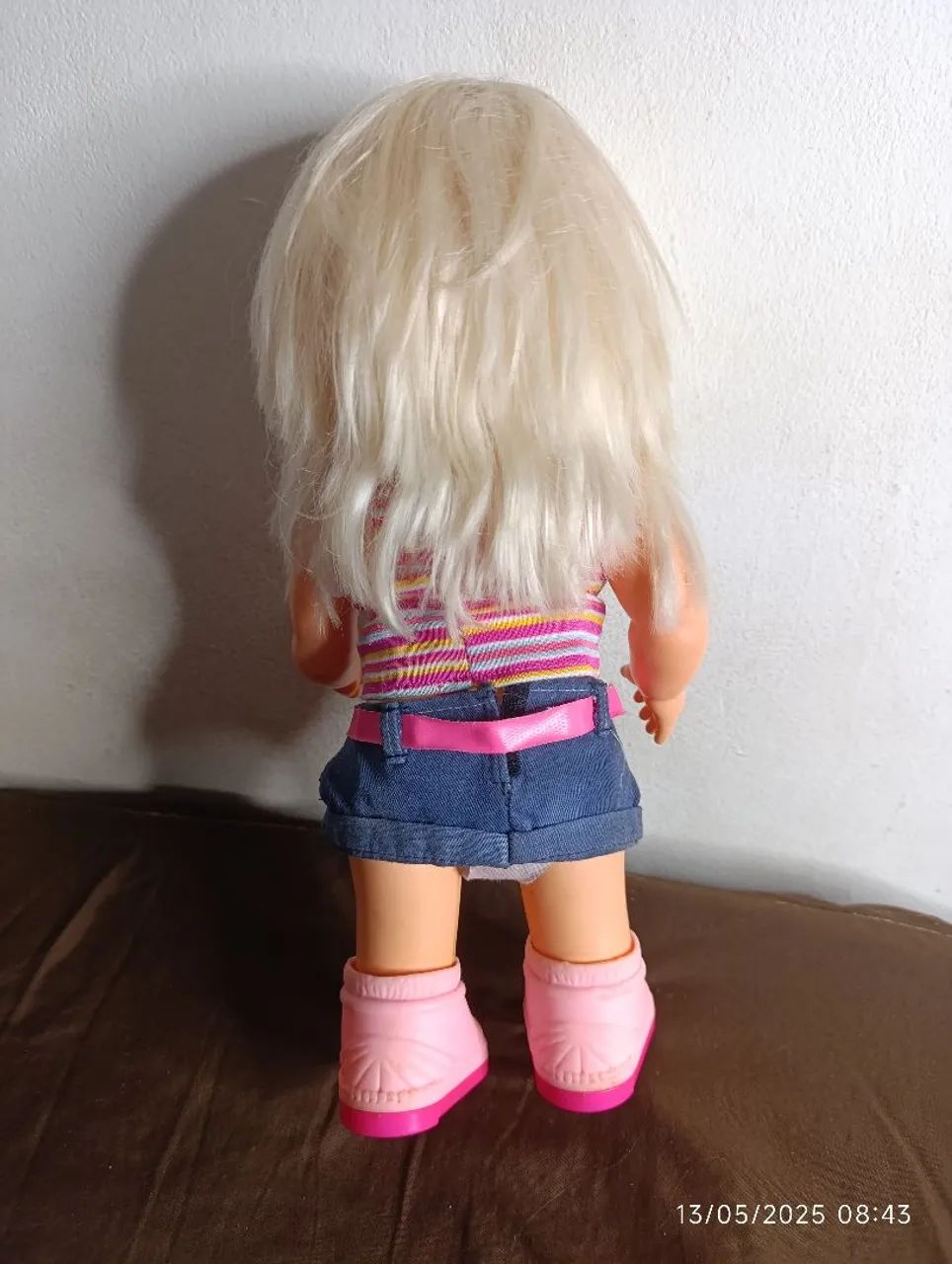 Boneca com Roupas e Acessórios - Foto 2
