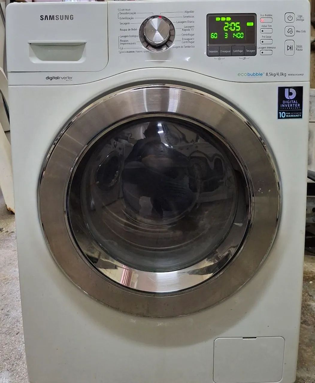 Lava e seca 220v semi nova 