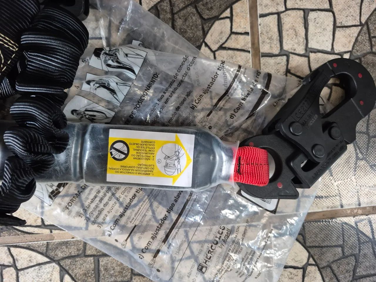 Kit Cinturão paraquedista+talabarte+ capacete. Aceita cartão - Foto 6