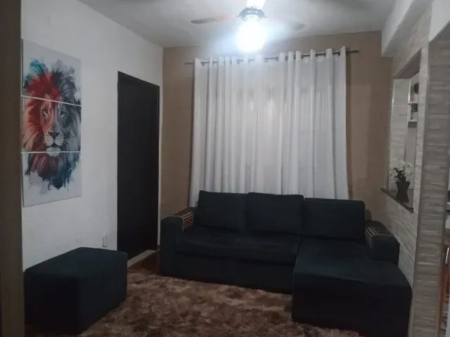 CASA 02 QUARTOS E GARAGEM 