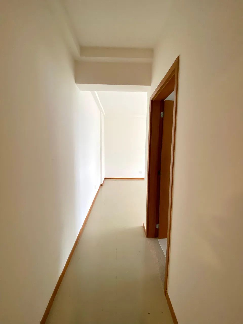Lindissímo apartamento  com 3 quartos no  Breeze bairro Cidade Cristal - Foto 5