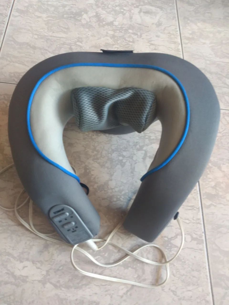 Massageador de pescoço com aquecimento e duas velocidades