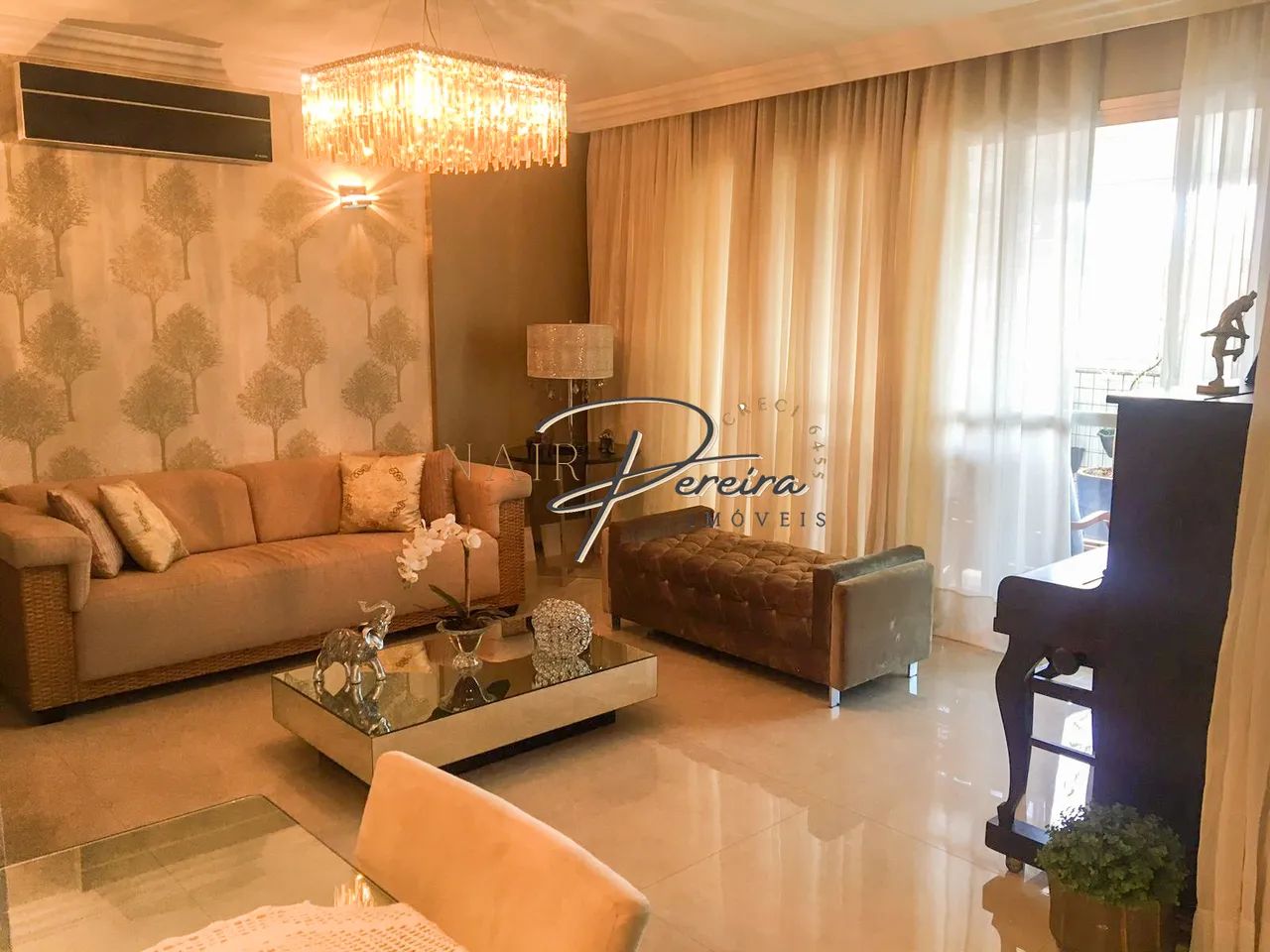 Lindo apartamento Ed. Di Cavalcante venda 263 m² 3 Suítes em Jardim das Américas - Cuiabá 