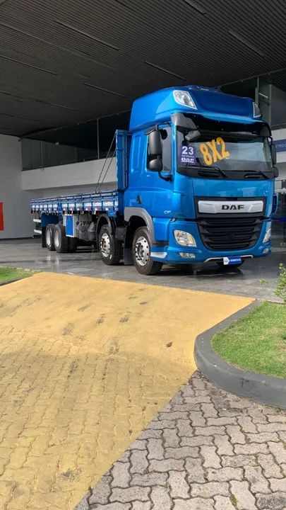 DAF CF FAC 310 8X2 Space Cab 2023/2024 - Foto 3