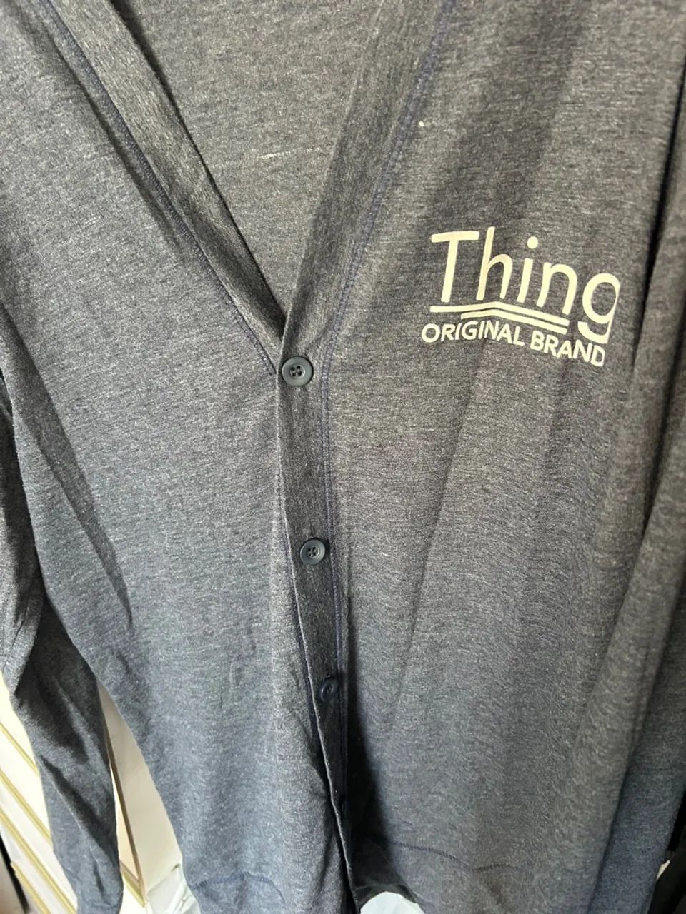 Cardigan cinza Thing Original Brand - Foto 2