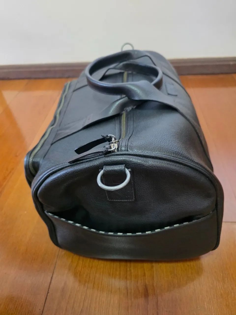 Bolsa de viagem em couro legítimo da marca Oriba - Foto 4