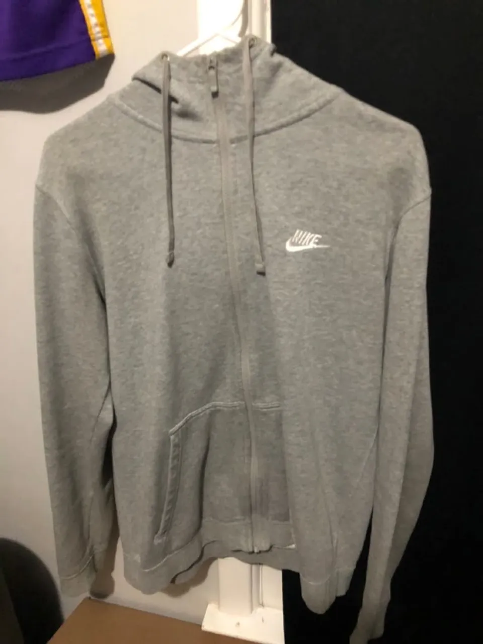 Casaco Nike Cinza com Zíper