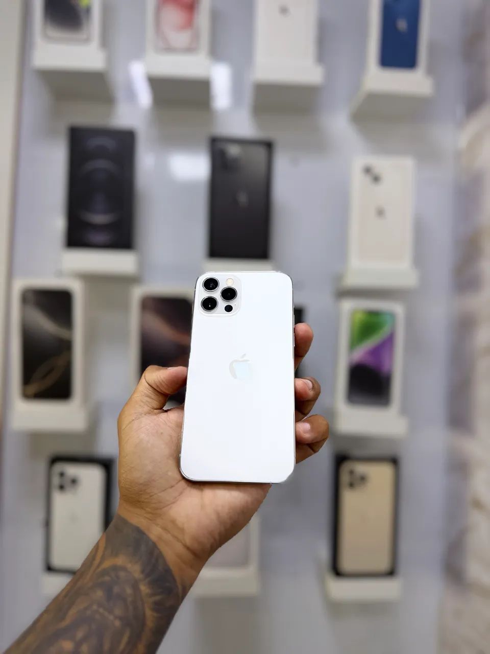 IPHONE 12 PRO 128GB BRANCO - Celulares e Smartphones - Taguatinga