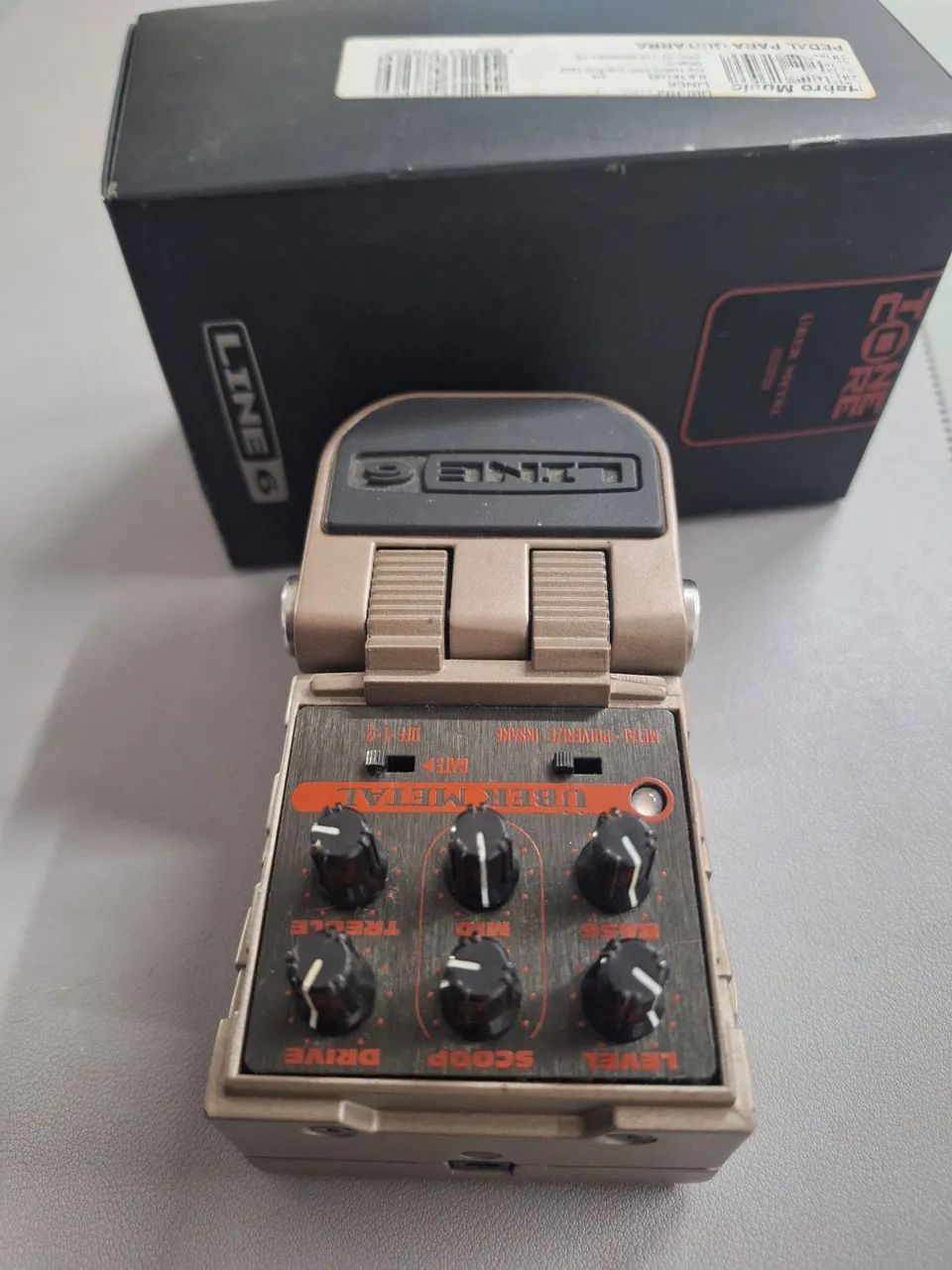 Pedal Line 6 Uber Metal - Para Conserto - Carcaça Impecável - Foto 4