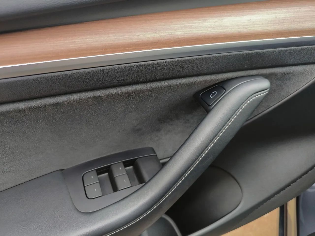 Tesla Model 3 Elétrico AWD Performance, foto 7 de 20