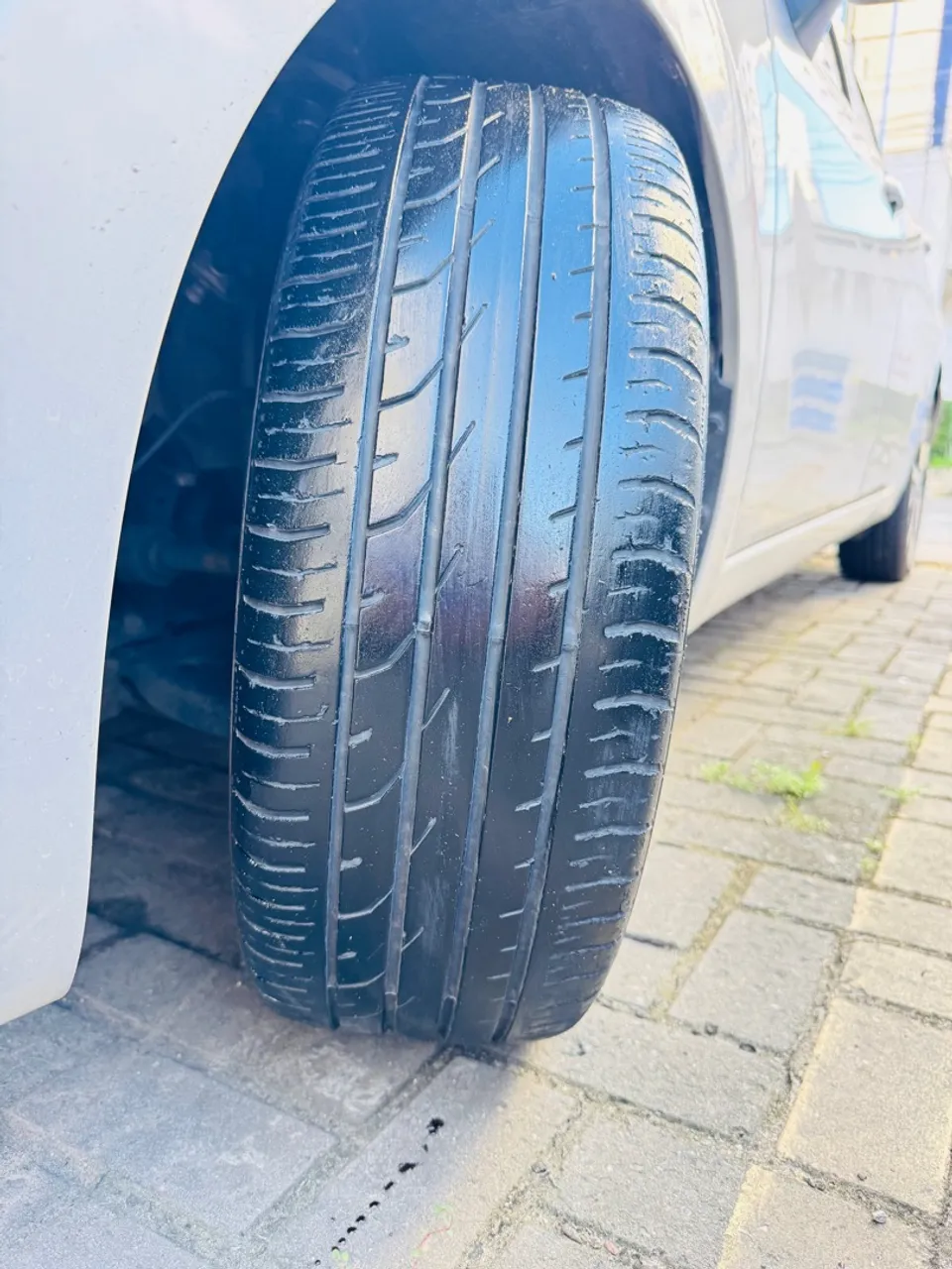 Pneu Seminovo 205/50 Aro 17 Continental (somente pneu 1 Unidade)