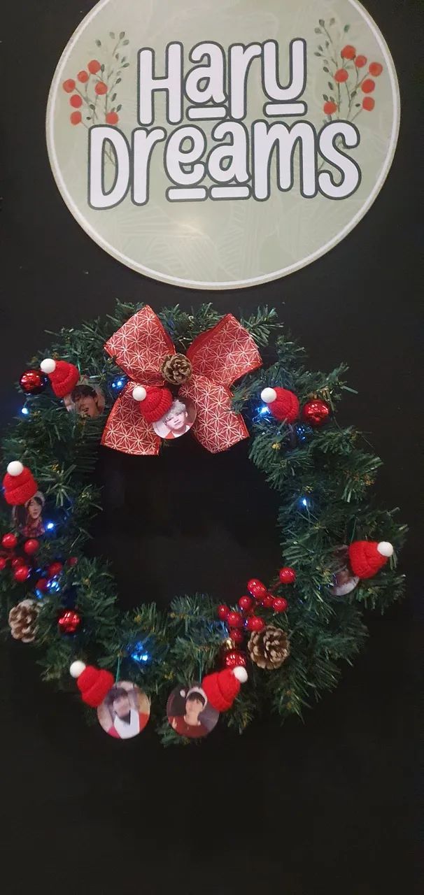 Guirlanda e bola de natal do BTS - Foto 4