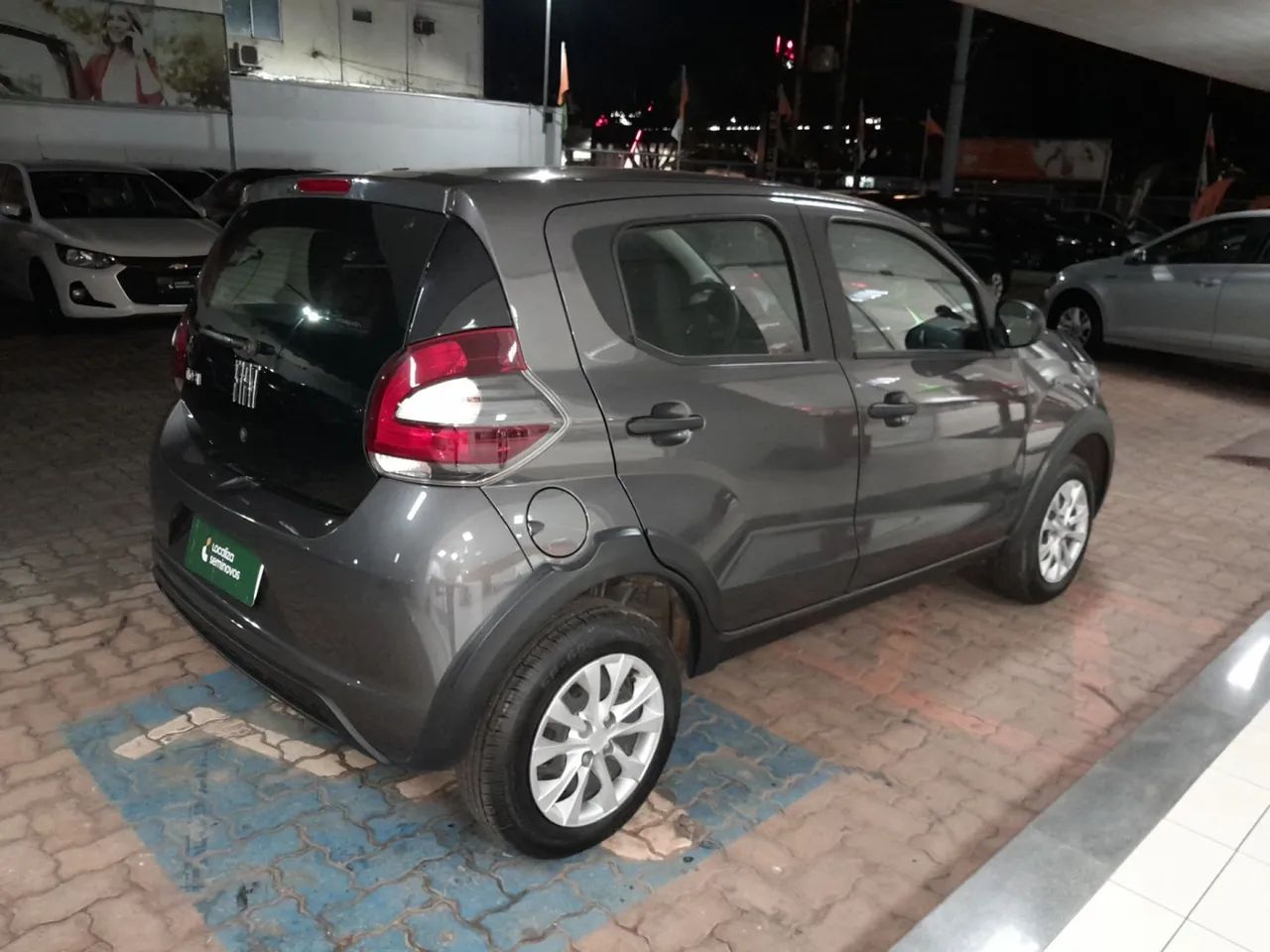 Fiat Mobi 2023 1.0 evo flex like. manual - Foto 5