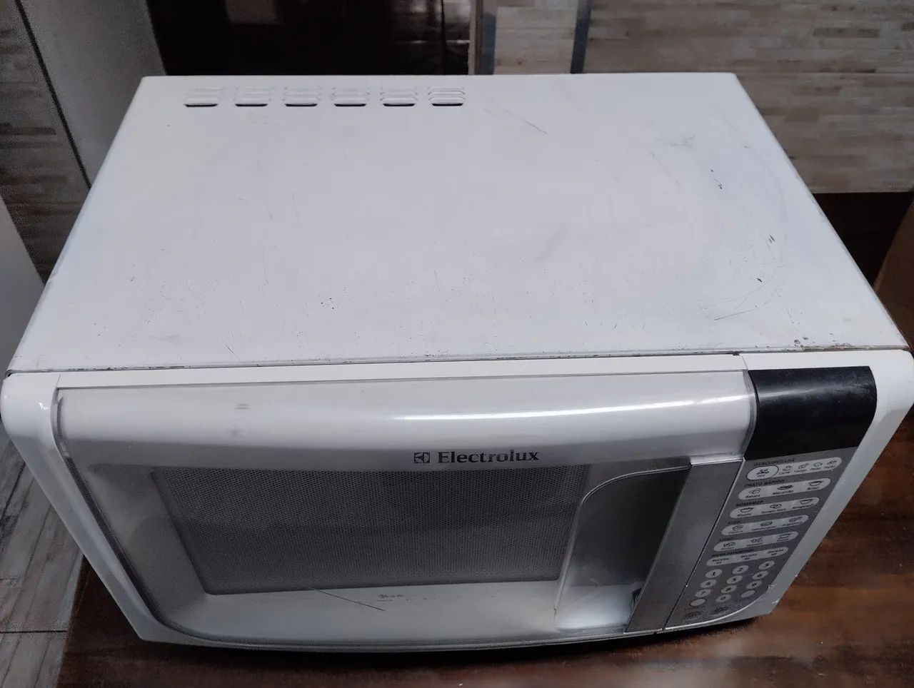 Micro-ondas Electrolux Branco 31 litros  - Foto 6