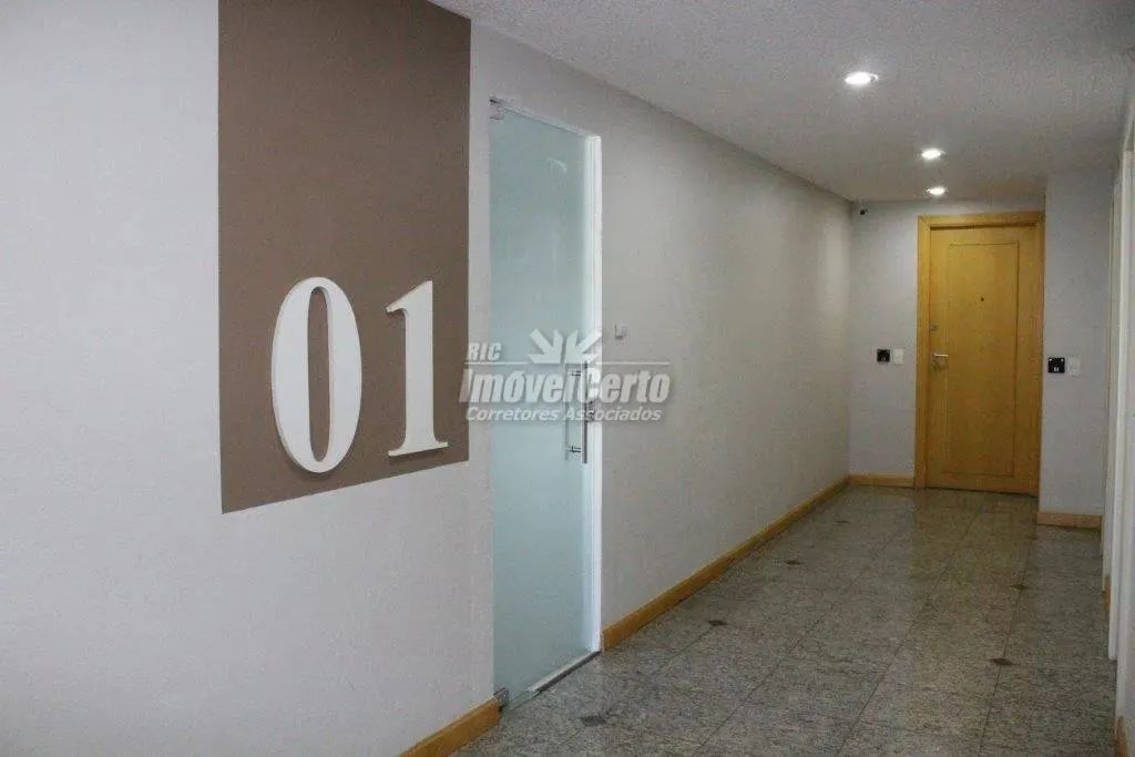 Salas Comerciais no Edifício Champagnat Premium, com 238m² Útil - Foto 2