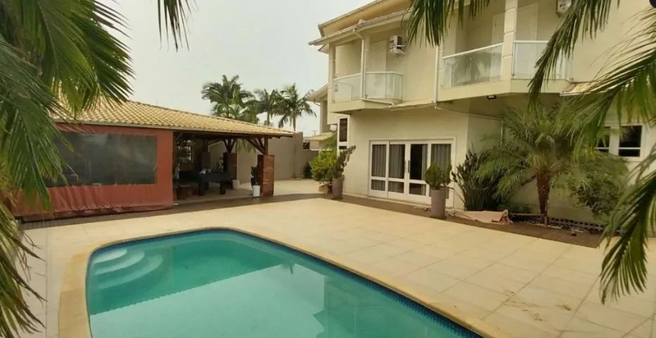 Casa 3 dormitórios COM SALA COMERCIAL e piscina próxima ao centro de Forquilhinha SC