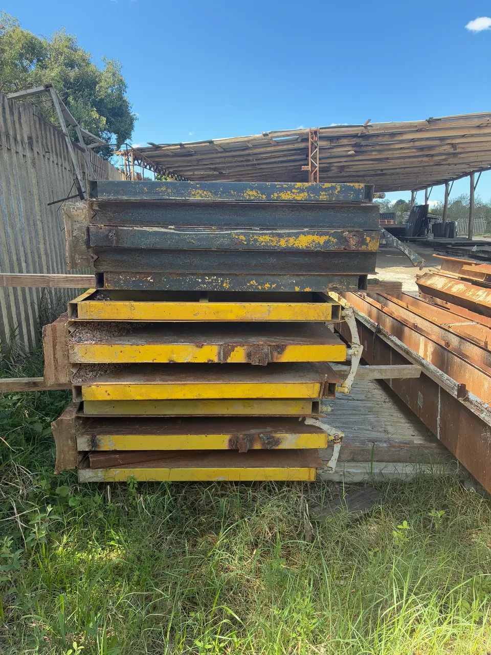 Formas metálicas para Pavilhão e galpão de concreto - aceito carro  - Foto 5
