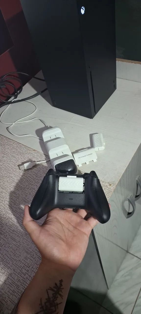 Xbox series x semi novo com caixa origina e com jogos digital - Foto 4