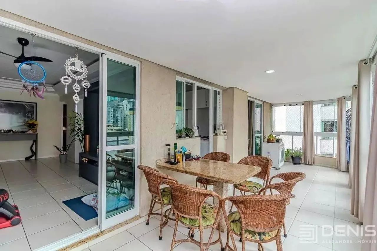 Apto - Mobiliado - 1 Suíte + 2 Demi-Suítes - 108 m² - Balneário Camboríu/SC - Foto 3