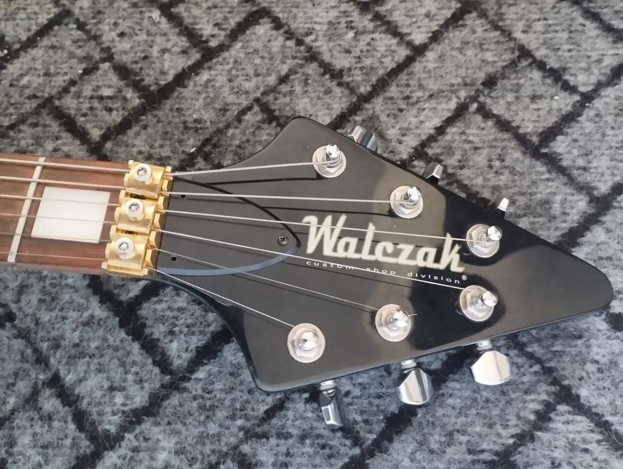 Guitarra Flying V Walczak Custom Shop Brasil<br> - Foto 5
