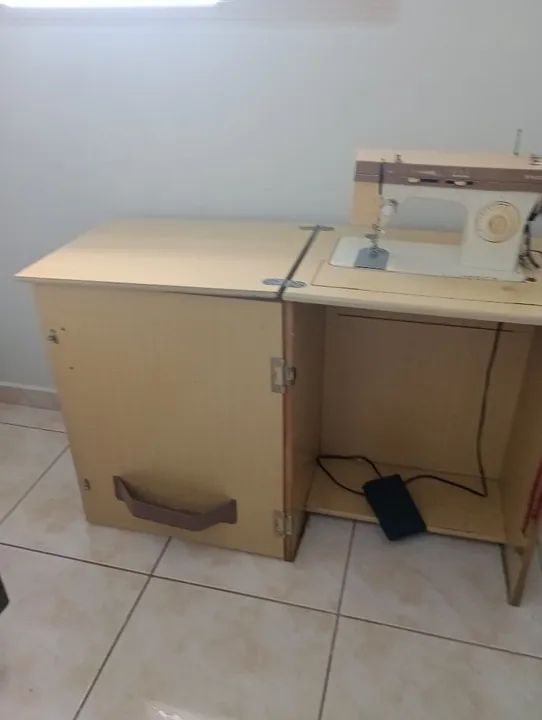 Máquina de costura  - Foto 3