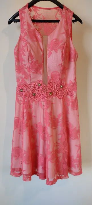 Vestido curto de festa - Flor linda
